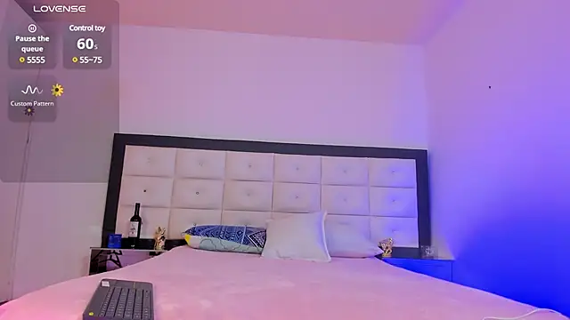 Snapshot of SammyGirlTS chatting on 12/06/24, 08:48 SammyGirlTS online show from 12/06/24, 08:48