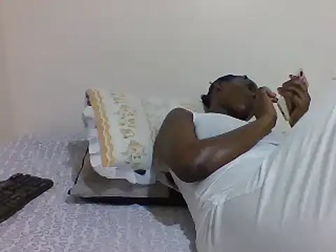 sweetelle09 online show from 03/01/25, 06:32