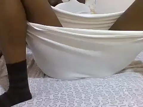 sweetelle09 online show from 03/06/25, 01:27