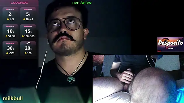 Snapshot of milkbull chatting on 07/08/26, 10:53 milkbull online show from 07/08/26, 10:53
