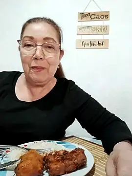 Snapshot of Vicky_Rosse chatting on 04/06/26, 07:37 Vicky Rosse online show from 04/06/26, 07:37