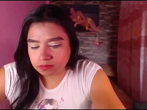 katrinawillff online show from 11/21/25, 11:25