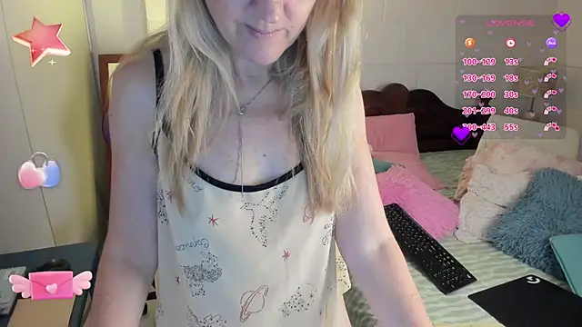 Snapshot of 1Sweetnina chatting on 02/26/25, 08:54 1Sweetnina online show from 02/26/25, 08:54