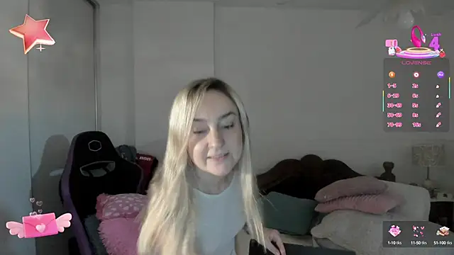 Snapshot of 1Sweetnina chatting on 10/03/25, 09:34 1Sweetnina online show from 10/03/25, 09:34