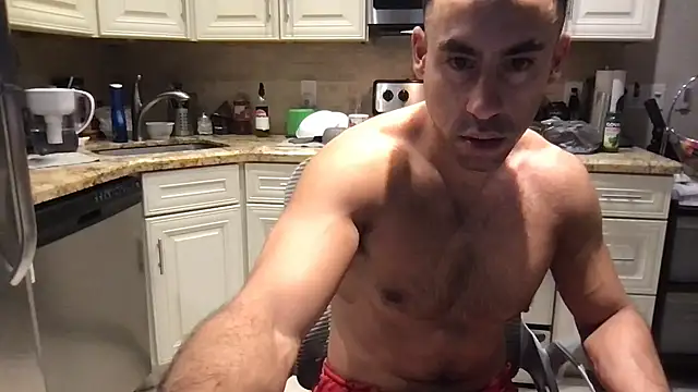 Snapshot of BigGuyMuscle chatting on 11/24/25, 08:36 BigGuyMuscle online show from 11/24/25, 08:36