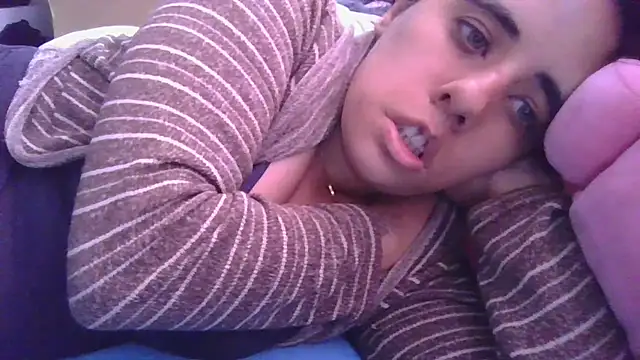 annarose19 online show from 01/02/25, 08:35