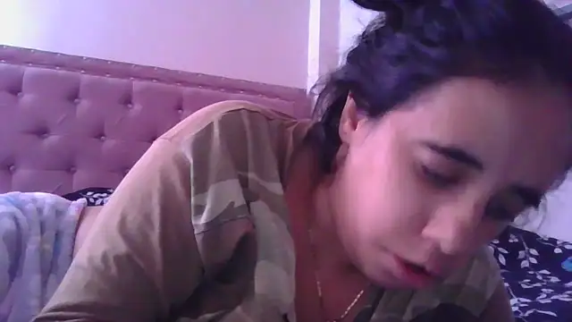 annarose19 online show from 02/12/25, 07:35