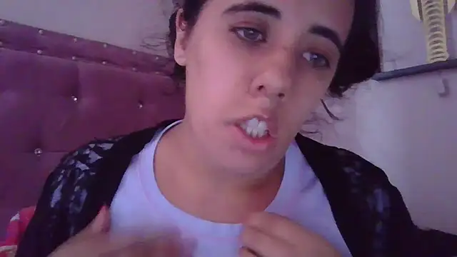 annarose19 online show from 03/11/25, 07:47