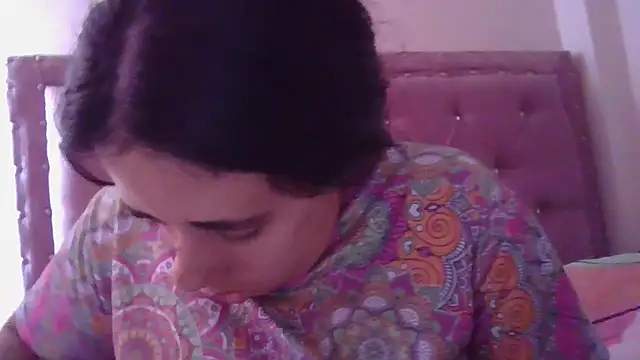 annarose19 online show from 03/15/25, 08:32