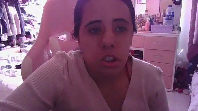 annarose19 online show from 10/10/25, 07:46