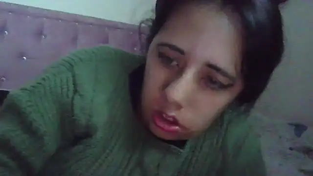 annarose19 online show from 11/15/25, 12:08