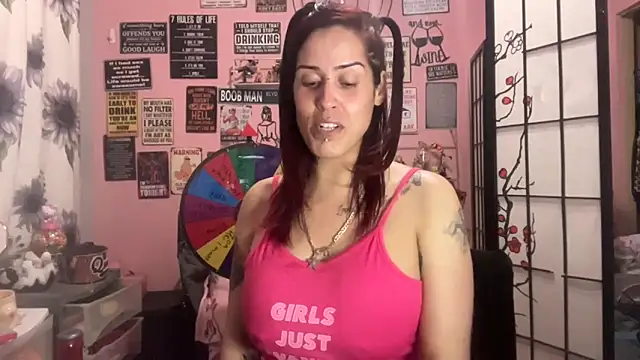 Snapshot of latinacubana chatting on 03/07/25, 08:56 latinacubana online show from 03/07/25, 08:56