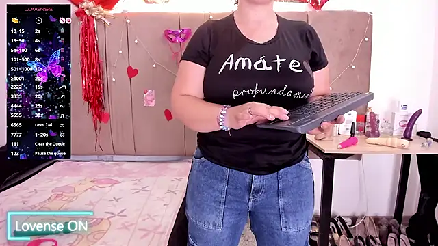 Zaly mature online show from 10/17/25, 02:04