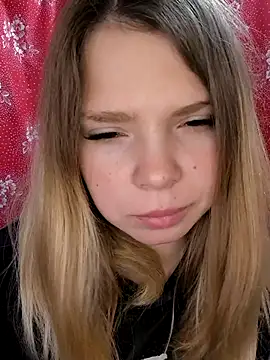 Zuli Kiska online show from 11/15/25, 12:23