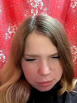 Zuli Kiska online show from 11/19/25, 09:04