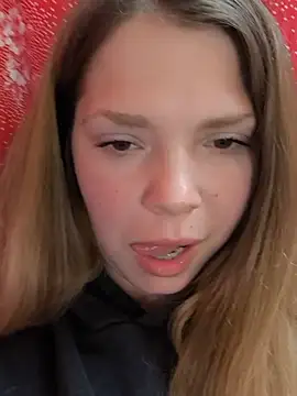 Zuli Kiska online show from 05/10/26, 11:04