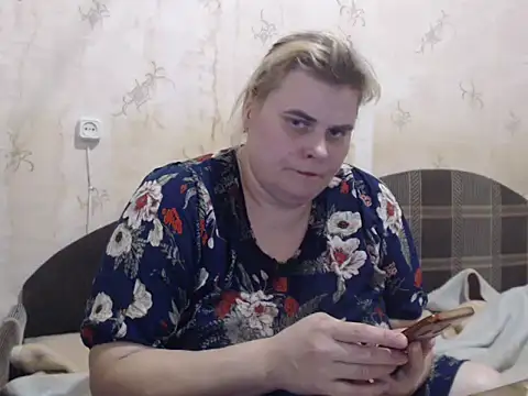 Snapshot of Ameliabusty chatting on 01/27/25, 02:02 Ameliabusty online show from 01/27/25, 02:02