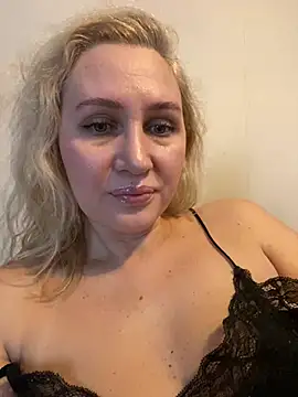 YourBlondee online show from 01/14/26, 03:12