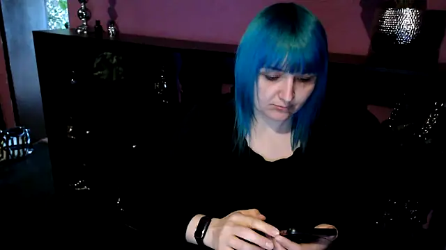 Snapshot of beauty-of-pain chatting on 03/15/26, 11:05 beauty-of-pain online show from 03/15/26, 11:05