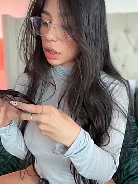 LoveLillyy online show from 01/14/25, 07:32