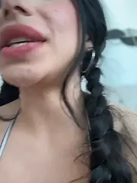 LoveLillyy online show from 01/28/25, 10:12