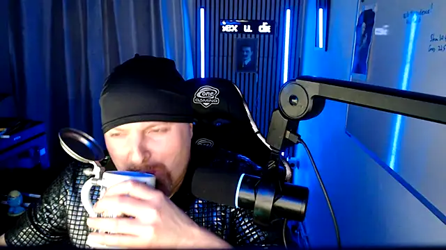 DerPornoPete online show from 04/26/26, 12:08