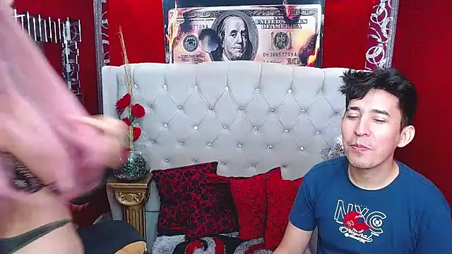 Snapshot of shannentrans chatting on 12/12/24, 12:16 shannentrans online show from 12/12/24, 12:16