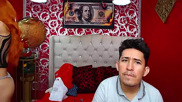 Snapshot of shannentrans chatting on 11/25/25, 12:10 shannentrans online show from 11/25/25, 12:10