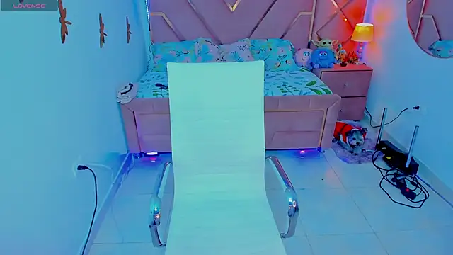 natalia-888 online show from 12/24/24, 05:23