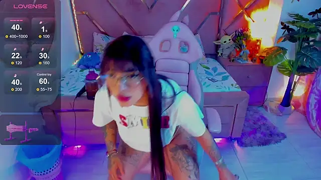 natalia-888 online show from 10/01/25, 12:16