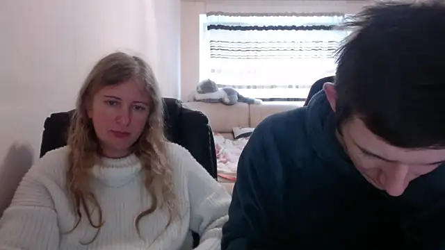 PeterAndJen online show from 02/28/25, 01:25