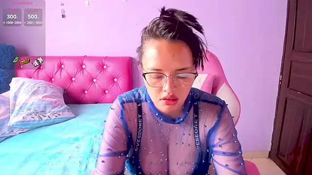 crissn0707 online show from 03/11/25, 11:55