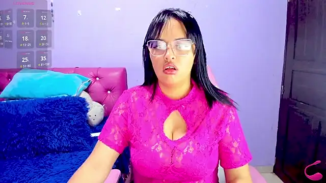 crissn0707 online show from 09/19/25, 12:34