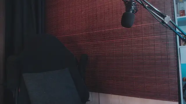 Artemis Kazttman online show from 03/16/25, 04:01