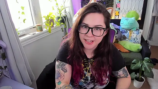 JennKenobi online show from 05/11/26, 02:01
