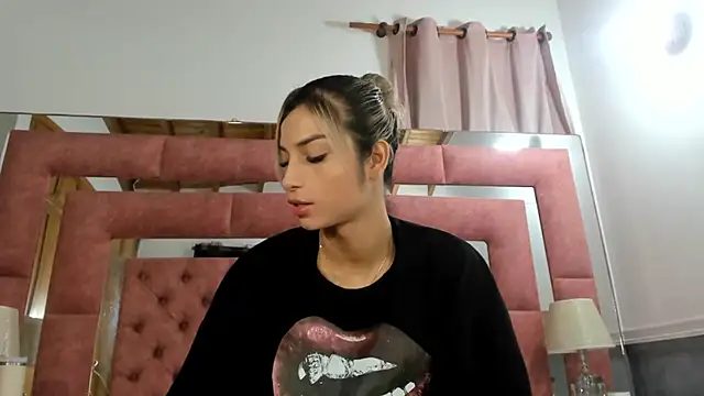 briana wonder69xxx online show from 11/19/25, 10:21