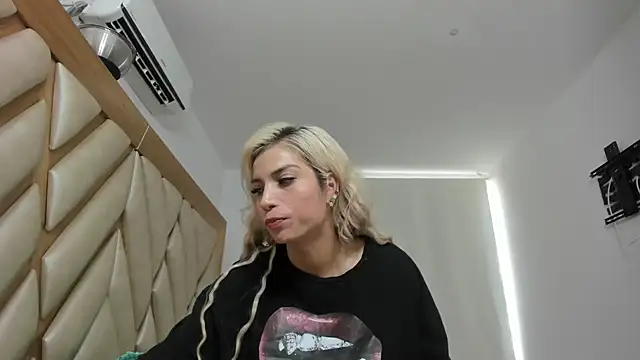 briana wonder69xxx online show from 05/01/26, 02:43