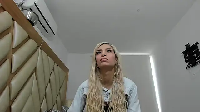 briana wonder69xxx online show from 05/13/26, 02:36