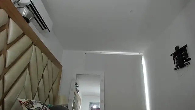 briana wonder69xxx online show from 06/26/26, 08:35