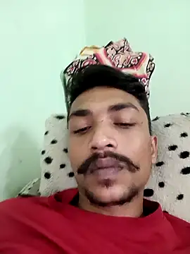 Snapshot of PrabV0319 chatting on 10/07/25, 10:07 PrabV0319 online show from 10/07/25, 10:07
