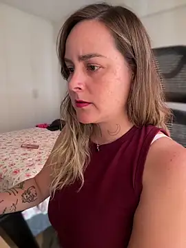 Snapshot of misslulipop chatting on 03/19/25, 08:00 misslulipop online show from 03/19/25, 08:00