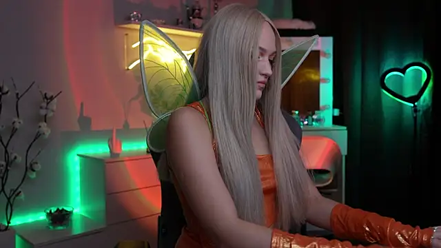 MrsTenderBeast online show from 11/24/25, 04:18