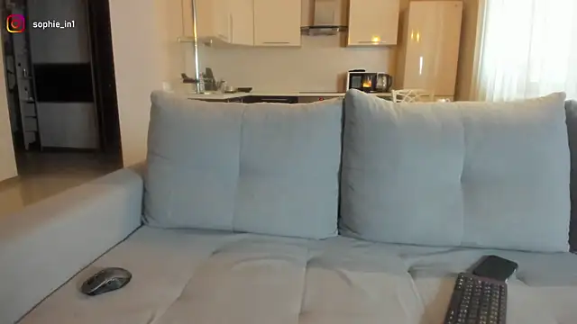  in yan online show from 10/13/25, 02:00