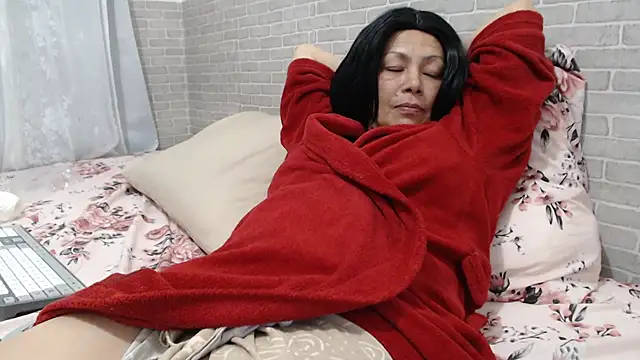 Snapshot of sweet_luana chatting on 03/12/26, 05:24 sweet luana online show from 03/12/26, 05:24