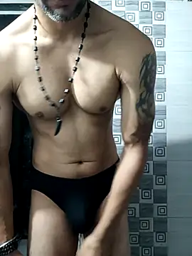 Snapshot of nihalxxx3 chatting on 11/23/25, 02:22 nihalxxx3 online show from 11/23/25, 02:22