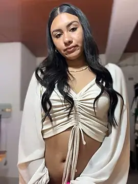 Snapshot of Ambar_pe_ chatting on 01/12/25, 11:36 Ambar pe online show from 01/12/25, 11:36