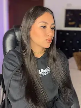Snapshot of Ambar_pe_ chatting on 01/26/25, 02:14 Ambar pe online show from 01/26/25, 02:14