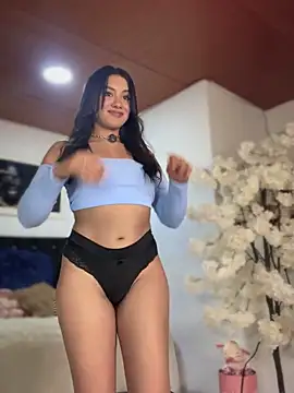 Snapshot of Ambar_pe_ chatting on 10/11/25, 02:33 Ambar pe online show from 10/11/25, 02:33