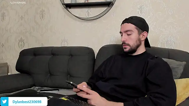 Snapshot of Dylan_Best chatting on 02/03/26, 10:26 Dylan Best online show from 02/03/26, 10:26