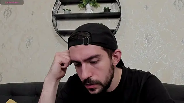 Snapshot of Dylan_Best chatting on 03/18/26, 11:19 Dylan Best online show from 03/18/26, 11:19